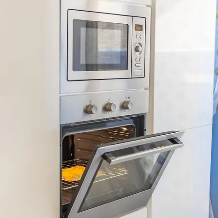 Appartement Loving Eine Hochmoderne Drei Am Alassio